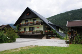 Отель Apartments Zorč, Бохиньска Быстрица